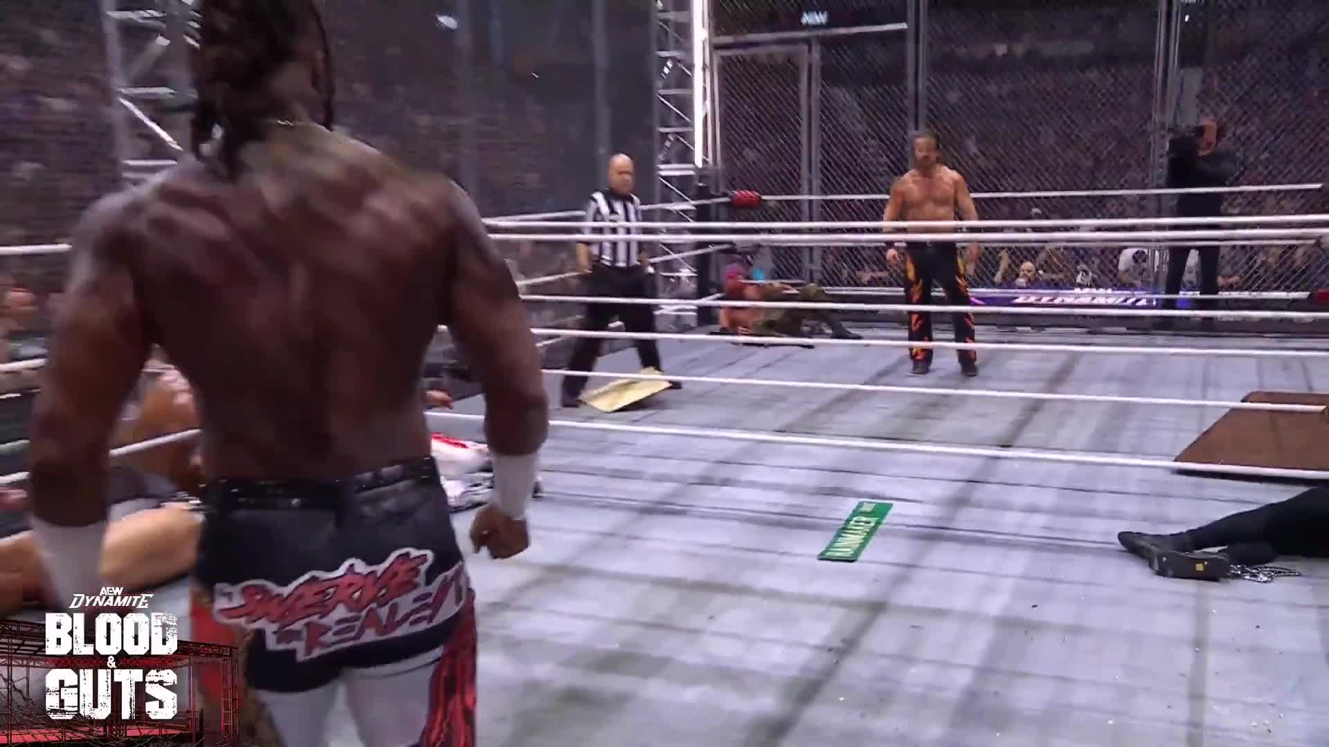 [AEW Dynamite] Arch-nemeses lock eyes inside the cage